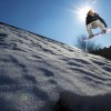 在银装素裹的雪地中，探寻神秘的雪地小球球奇遇与乐趣的冒险之旅