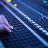(电脑没有声音输出是什么原因)电脑没有声音输出的原因和解决方案：怎么回事详细解析