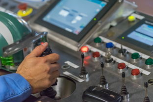 探讨生死狙击手游下架传闻的真假：游戏产业链的影响与玩家体验的调整