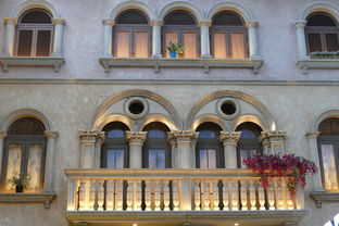 (超神战士)超神战车：探索未来科技与经典赛车的完美结合之旅