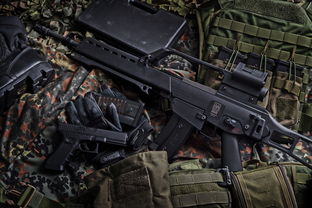 (全民求生之从草丛开始建造帝国)全民丛林求生开局：一把种子引发的冒险与挑战