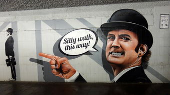 一口气看完剑心吟动漫，感触颇深，剧情复杂，人物性格丰富，深度挖掘人性