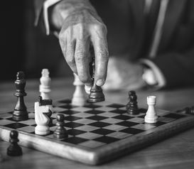 (魔戒战争怎么玩)探讨魔戒战争是否是单机游戏：深入分析其游戏模式和玩家体验