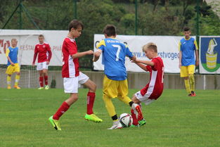 (超越梦想cctv)超越梦想 英雄传奇：不甘平凡，描绘传奇人生