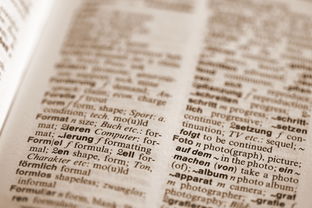 (雷霆之锤英文)掌握雷霆之锤的女英雄——英雄联盟中的不朽战神