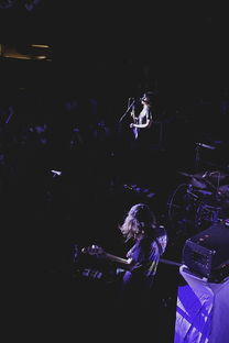 (抖音风很大是什么意思)在抖音上的风：掀起一股年轻人的狂欢旋风