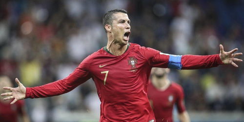 足坛历史50大巨星排名：探寻足球界的传奇人物与不朽传奇！